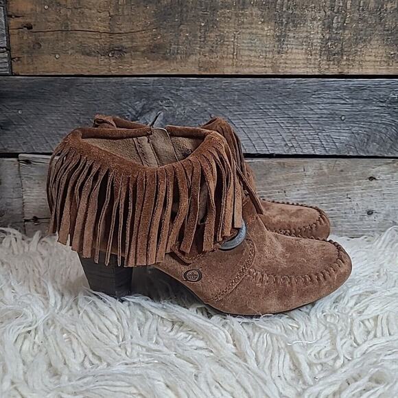 Born Shoes - BORN Thora Ankle Bootie 6.5 Fringe Brown Rust Suede 3" Heel Moccasins Side Zip